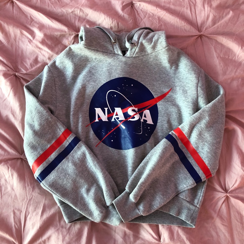Cropped NASA Hoddie